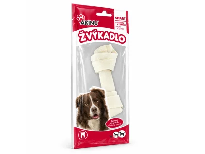Nakloněný e-shop packshot produktu Akinu Uzel z buvolí kůže pamlsek pro psy bílý žvýkací 15 cm 1 ks (RegCis 204051) na bílém pozadí. Produkt beze změny převzat z aktuální produktové fotky, náklon, světlo a stín sjednoceny podle schváleného packshotu 204906.