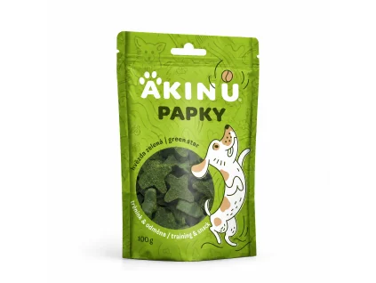 Packshot Akinu PAPKY Hvězda zelená pamlsek pro psy 100 g (174031) na bílém — natočení sjednocené podle vzoru 174027 (řada Papky).