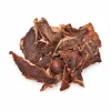Solo surovina Jelen jerky 176167 – úsušek, 1–2 kusy na bílém. Reference: e-shop fotka pozice 4 (v Heliosu chybí štítek Surovina).