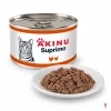 Packshot v2 SKU 263033 + surovina, bílý talíř předsunutý (menší než konzerva), konzerva dominuje v pozadí, 1:1